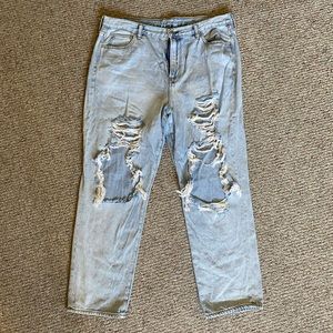American eagle mom jeans